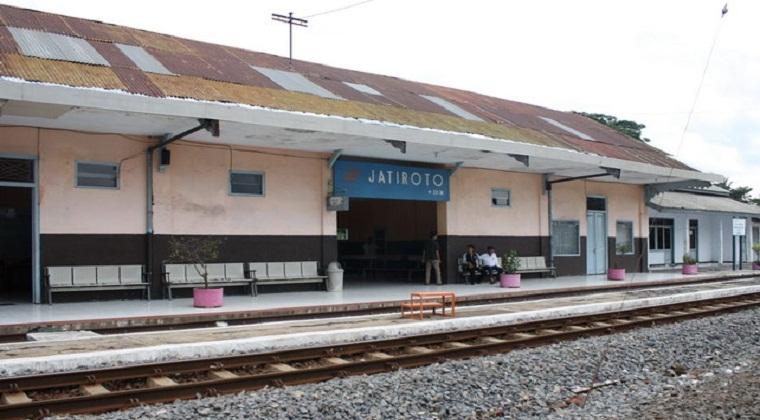 stasiun-jatiroto-lumajang